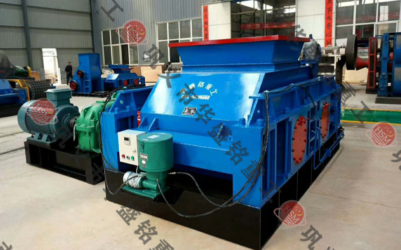 '大型對(duì)輥制砂機(jī)視頻,全液壓對(duì)輥制砂機(jī),大型液壓對(duì)輥制砂機(jī)